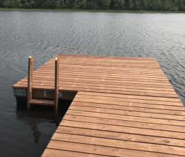 Docks & Waterfront Tiki Huts